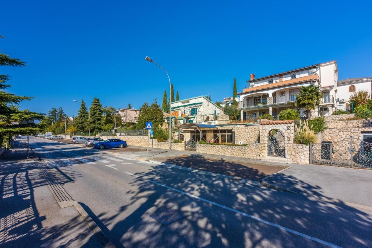 Apartman Ellen 3 Crikvenica Exterior photo